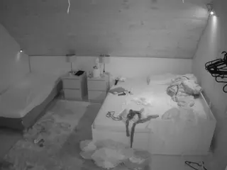 Julmodels Bedroom-C2's Live Sex Cam Show