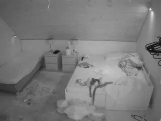 Julmodels Bedroom-C2's Live Sex Cam Show