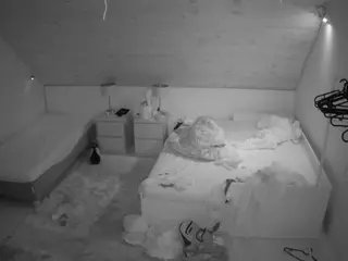 Julmodels Bedroom-C2's Live Sex Cam Show