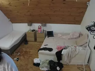 Julmodels Bedroom-C2's Live Sex Cam Show