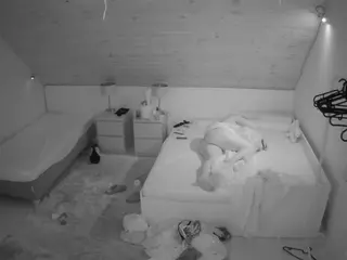 Julmodels Bedroom-C2's Live Sex Cam Show