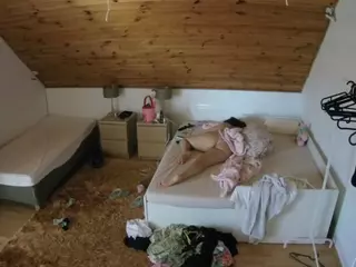 Julmodels Bedroom-C2's Live Sex Cam Show