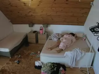 Julmodels Bedroom-C2's Live Sex Cam Show