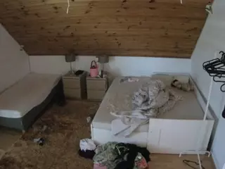Julmodels Bedroom-C2's Live Sex Cam Show