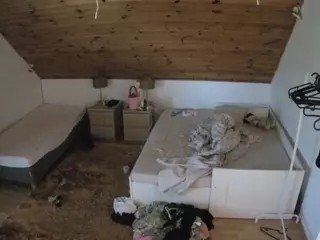 Julmodels Bedroom-C2's Live Sex Cam Show
