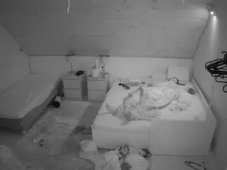 Julmodels Bedroom-C2's Live Sex Cam Show