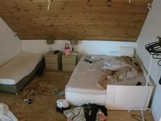 Julmodels Bedroom-C2's Live Sex Cam Show