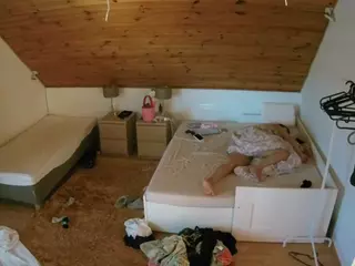 Julmodels Bedroom-C2's Live Sex Cam Show