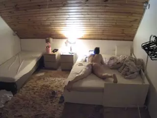 Julmodels Bedroom-C2's Live Sex Cam Show