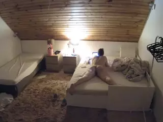 Julmodels Bedroom-C2's Live Sex Cam Show