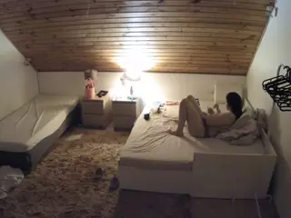 Julmodels Bedroom-C2's Live Sex Cam Show