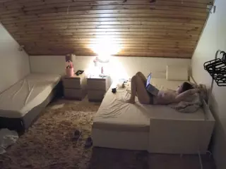 Julmodels Bedroom-C2's Live Sex Cam Show
