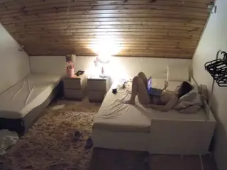 Julmodels Bedroom-C2's Live Sex Cam Show