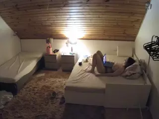 Julmodels Bedroom-C2's Live Sex Cam Show