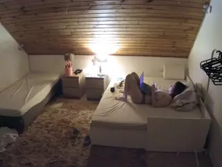 Julmodels Bedroom-C2's Live Sex Cam Show