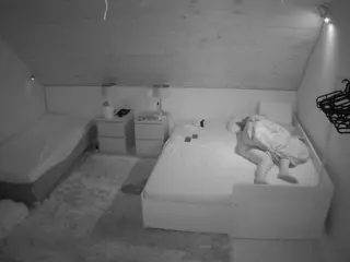 Julmodels Bedroom-C2's Live Sex Cam Show