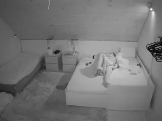 Julmodels Bedroom-C2's Live Sex Cam Show