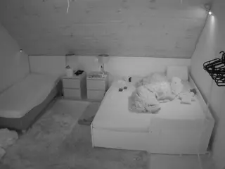 Julmodels Bedroom-C2's Live Sex Cam Show
