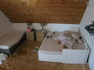 Julmodels Bedroom-C2's Live Sex Cam Show