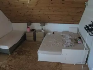 Julmodels Bedroom-C2's Live Sex Cam Show
