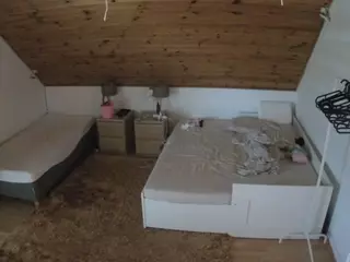Julmodels Bedroom-C2's Live Sex Cam Show