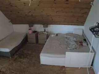 Julmodels Bedroom-C2's Live Sex Cam Show