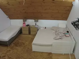 Julmodels Bedroom-C2's Live Sex Cam Show