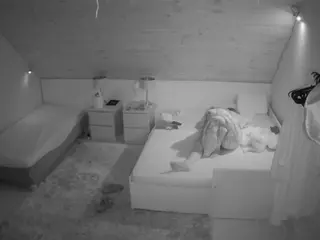 Julmodels Bedroom-C2's Live Sex Cam Show