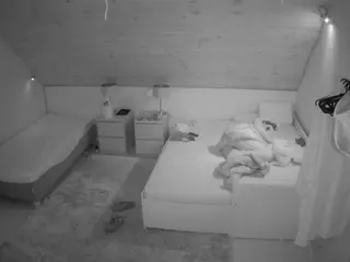 Julmodels Bedroom-C2's Live Sex Cam Show