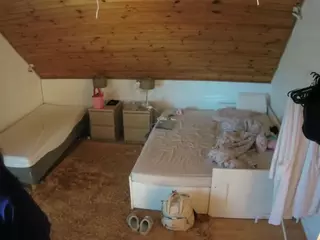 Julmodels Bedroom-C2's Live Sex Cam Show