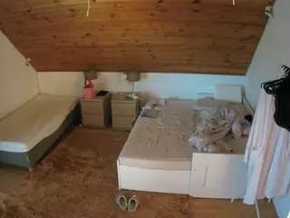 Julmodels Bedroom-C2's Live Sex Cam Show