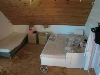 Julmodels Bedroom-C2's Live Sex Cam Show