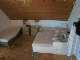 Julmodels Bedroom-C2's Live Sex Cam Show