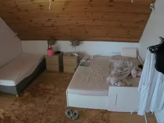 Julmodels Bedroom-C2's Live Sex Cam Show