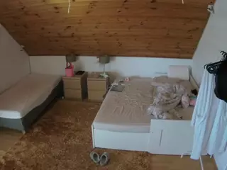 Julmodels Bedroom-C2's Live Sex Cam Show