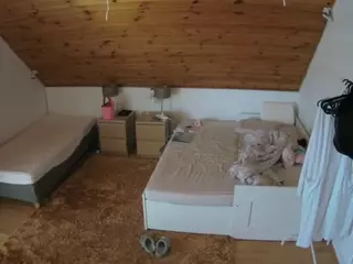 Julmodels Bedroom-C2's Live Sex Cam Show