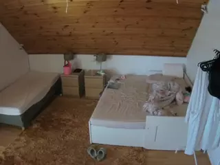 Julmodels Bedroom-C2's Live Sex Cam Show