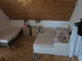 Julmodels Bedroom-C2's Live Sex Cam Show