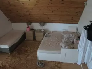 Julmodels Bedroom-C2's Live Sex Cam Show