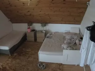 Julmodels Bedroom-C2's Live Sex Cam Show