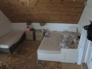Julmodels Bedroom-C2's Live Sex Cam Show