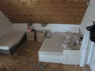 Julmodels Bedroom-C2's Live Sex Cam Show
