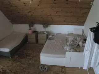 Julmodels Bedroom-C2's Live Sex Cam Show