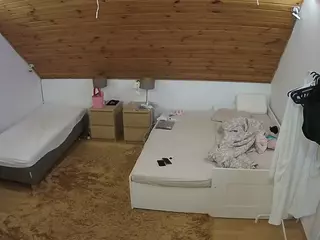 Julmodels Bedroom-C2's Live Sex Cam Show