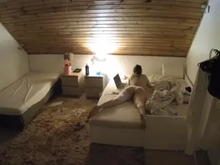 Julmodels Bedroom-C2's Live Sex Cam Show