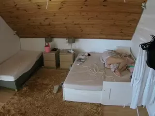 Julmodels Bedroom-C2's Live Sex Cam Show