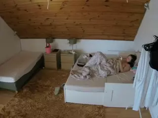 Julmodels Bedroom-C2's Live Sex Cam Show