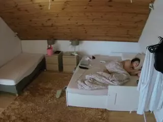 Julmodels Bedroom-C2's Live Sex Cam Show