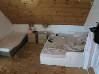 Julmodels Bedroom-C2's Live Sex Cam Show
