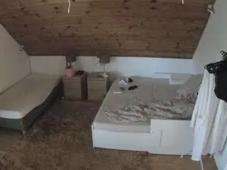 Julmodels Bedroom-C2's Live Sex Cam Show
